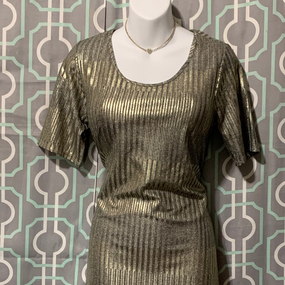 Black and gold dress - Picture 2 of 6